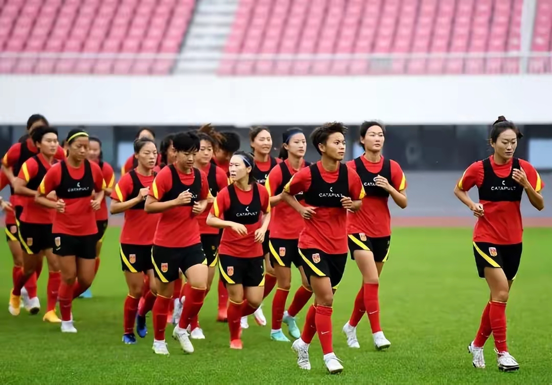 德赢官网-中国女足队员备战国际锦标赛，全力以赴