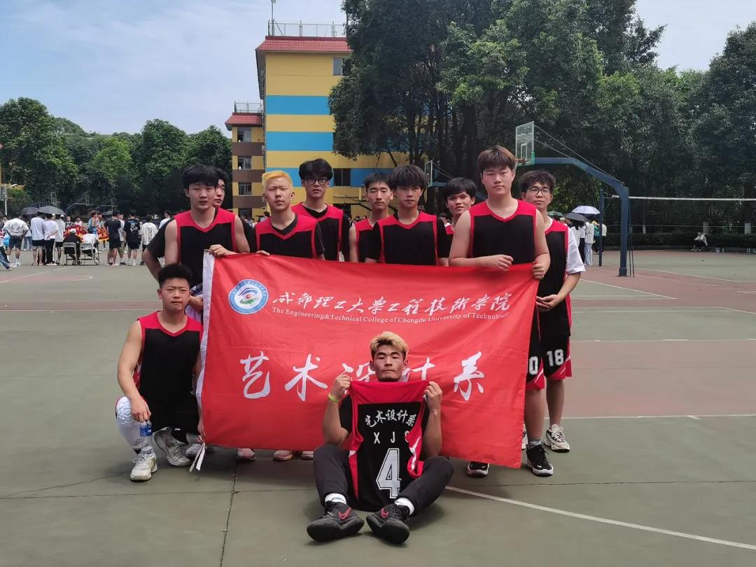 激情无限的篮球战场，输赢皆是荣耀